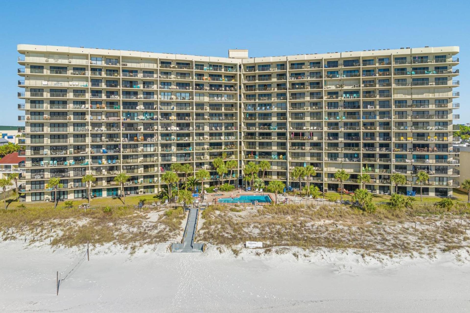Commodore 1305 * Panama City Beach